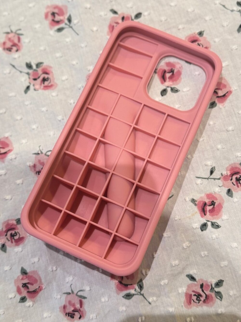 Rhode Lip Case iPhone 15 Pro Max — Shortcake (Discontinued)
